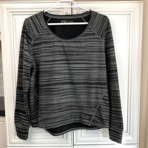 Pretty Prana women’s long sleeve top